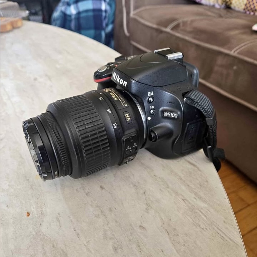 Nikon D5100 Camera and Lens Kit